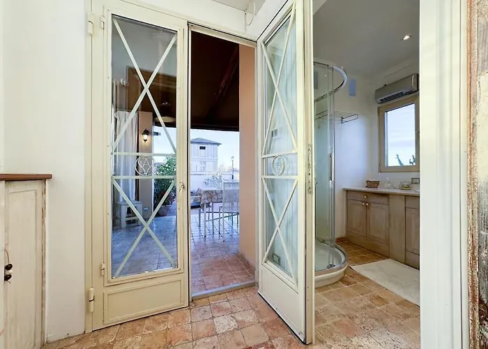 Maison Taro Penthouse With Terrace Apartment Rom